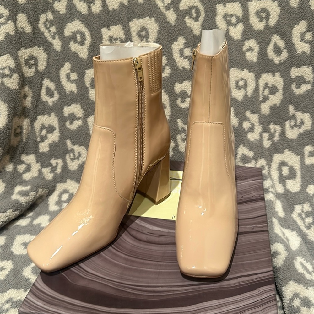 Jeffrey Campbell Patti Boots “Free People” in Light Sand Cafe Patent Leather 🥰